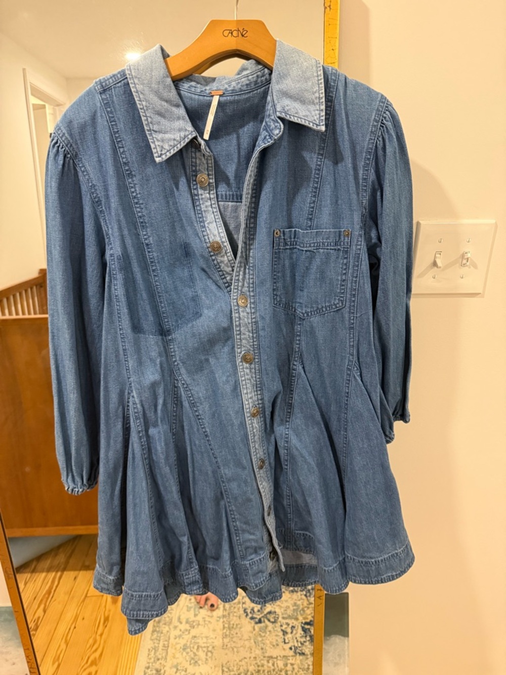 FREE PEOPLE: Get Free Denim Mini - Picture 3 of 4